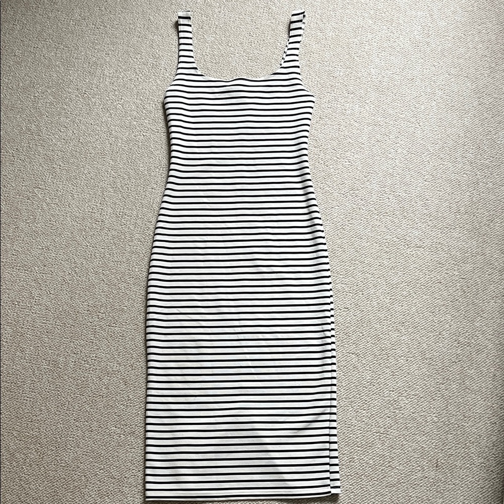 ZARA Black & White Stripped Midi Bodycon Dress Size S